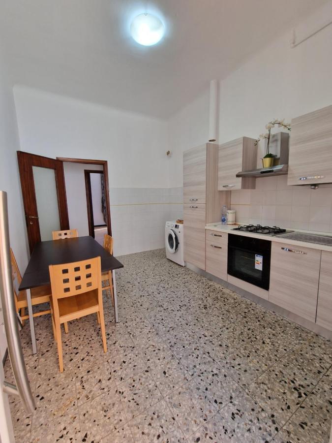 La Casa Della Stazione Apartamento La Spezia Exterior foto